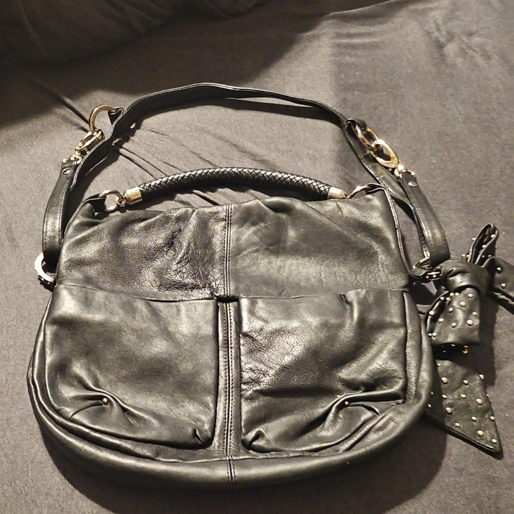 Elegant Black Leather Handbag